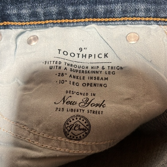 NWT J. Crew 9” Toothpick Jeans with Perfecting Pockets, size 31 - Picture 6 of 6